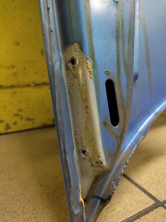 FIAT UNO CAPOT COUVERCLE MOTEUR