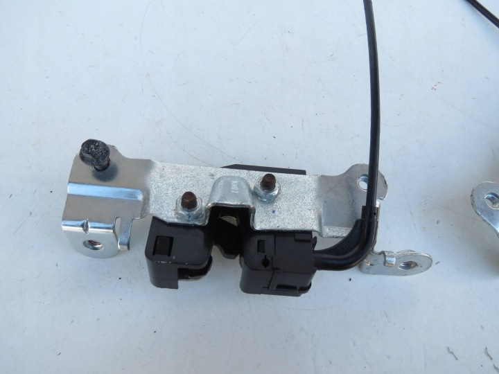 POIGNÉES MANIVELLE BANQUETTES ARRIÈRE ARRIÈRE VOLVO S80 II 4.4 V8 30727872