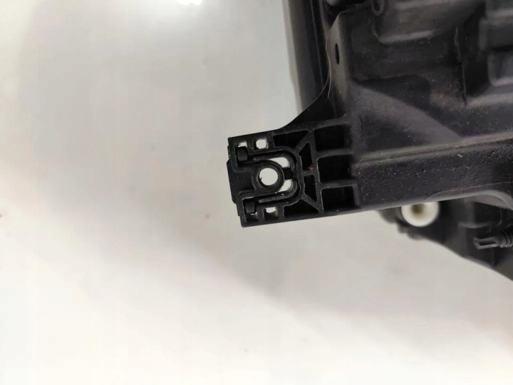 2020 AUDI A4 S4 B9 8W PHARE AVANT LE18A6425