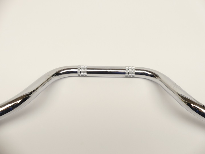 VOLANT T2041391 TRIUMPH BONNEVILLE 865 09-15
