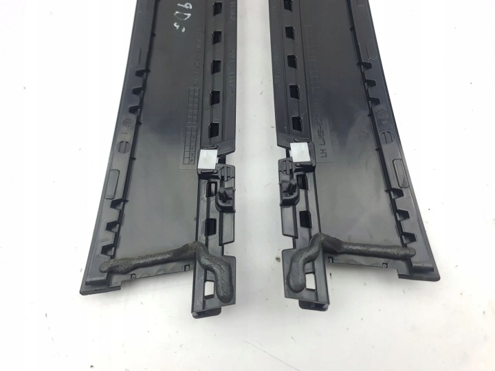 FORD KUGA III MOULURE VITRES ARRIÈRE 2022 LJ6BS254A40