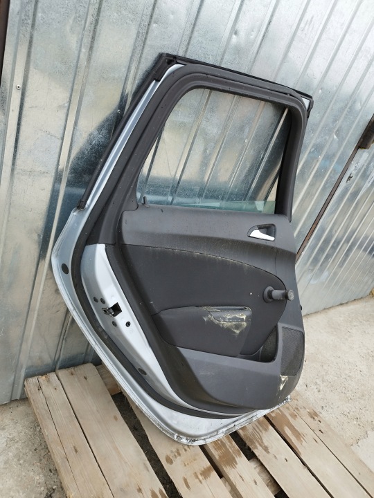 PORTES GAUCHE ARRIÈRE OPEL ASTRA J IV UNIVERSEL ANNÉE 2009-2015 COULEUR Z189