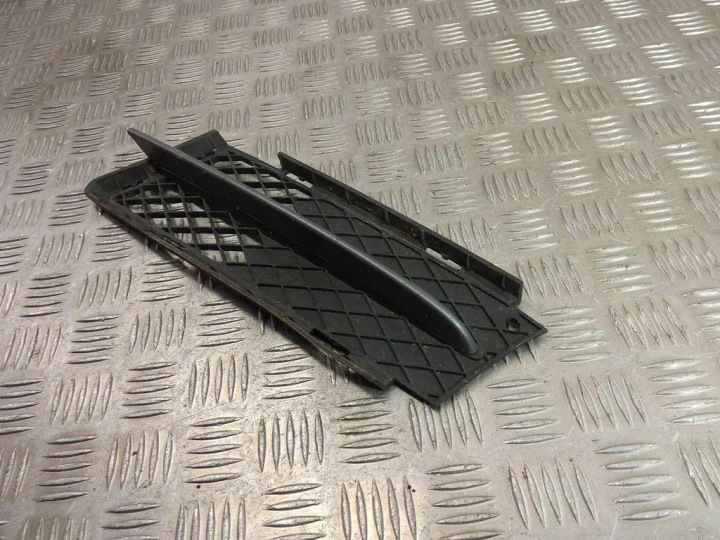 GRILLE PARE-CHOCS CENTRALE BMW 3 (E90) 22944911 2.0L DIESEL 2007