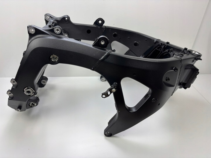 CHÂSSIS AVEC DOCUMENTS EUROPÉENS HONDA CBR 600RR PC69 2024-