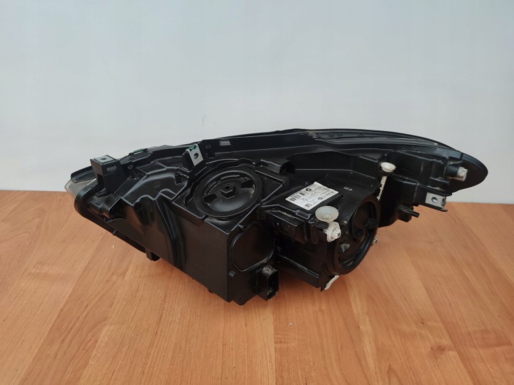 BMW 1 F0 F21 LIFT DROITE PHARE AVANT PROJECTEUR LED