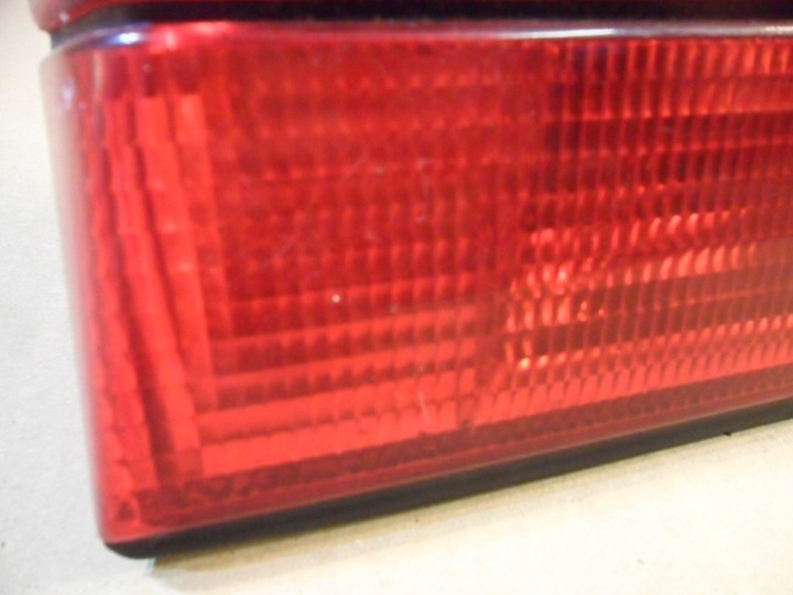 PHARE DROITE ARRIÈRE ARRIÈRE BMW E 34 1384012R