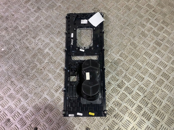 LAND ROVER DISCOVERY 5 DÉCORATION TUNNELS CENTRAL