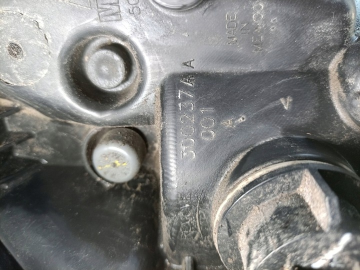 PROJECTEUR AVANT GAUCHE 2012 DODGE RAM 68001485AC