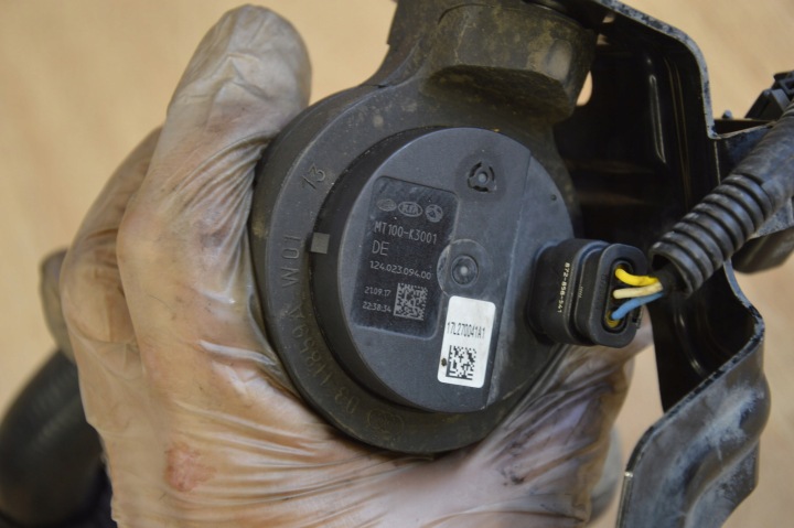 CONDUITES DE DÉRIVATION POMPE À EAU KIA STINGER 2.2 CRDI