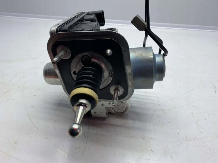 BMW I4 POMPE ABS EDRIVE35 MOTEUR ÉLECTRIQUE 210KW (286 HP) 34515B33D59