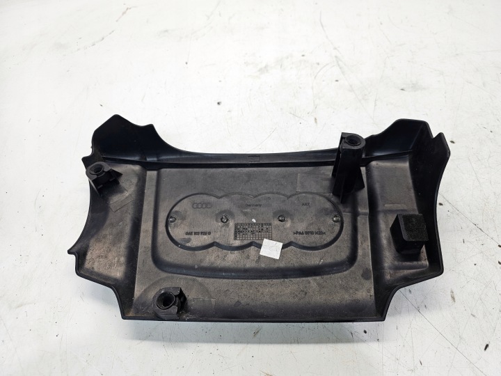 PROTECTION COUVERCLE MOTEUR AUDI A4 A5 Q5 3.2 06E103926G