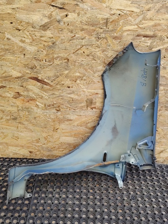 FIAT GRANDE PUNTO CODE LAK. 448/B AILE AVANT AVANT DROIT