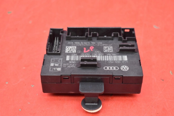 CONTRÔLEUR MODULE PORTES GAUCHE AVANT 4G8959793G AUDI A6 C7 10-14