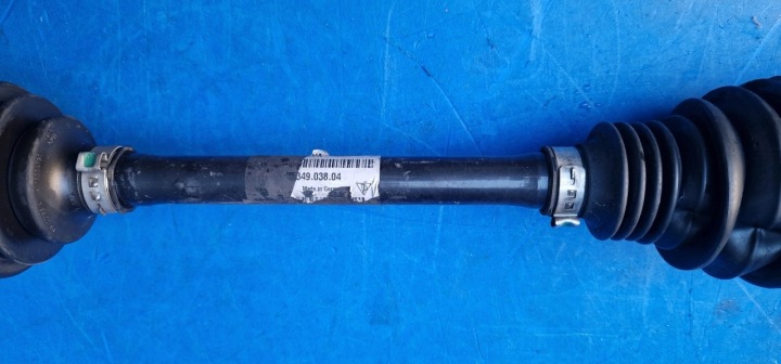 DEMI-ARBRE AVANT AVANT DROITE PORSCHE PANAMERA 4S 970 4.8 V8 97034903804 61TKM