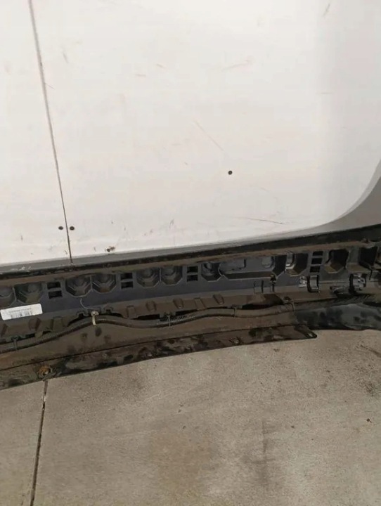 PARE-CHOCS ARRIÈRE CHRYSLER PACIFICA 68252868AB 3.6L GASOLINE 214KW 2018