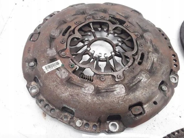 ENSEMBLE ADHÉRENCE NISSAN QASHQAI II (J11, J11_) 8200421191 2.0L GASOLINE