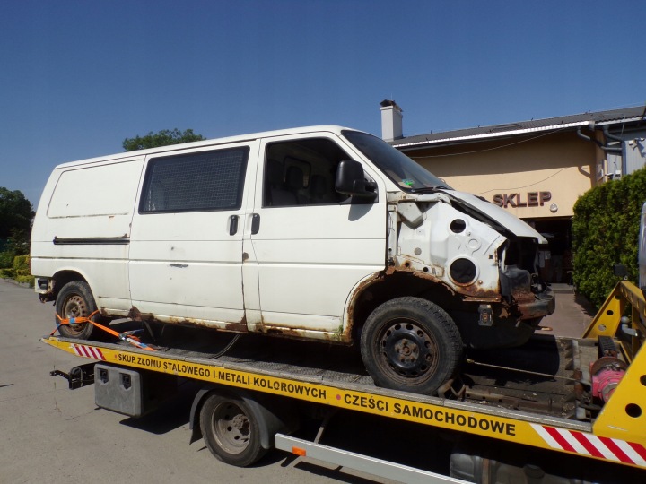 COMPTEUR VW T4 701919033BQ 2.4D