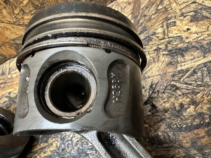 PISTON BIELLE JAGUAR LAND ROVER 3.0D 306DT