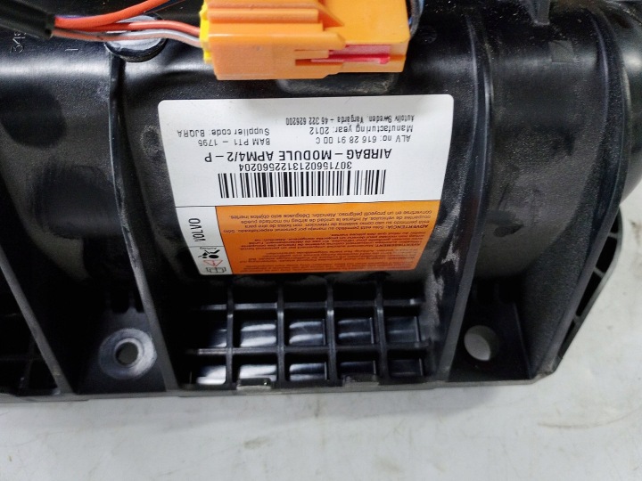 VOLVO COUSSIN AIRBAG PASSAGER 616289100C EUROPE