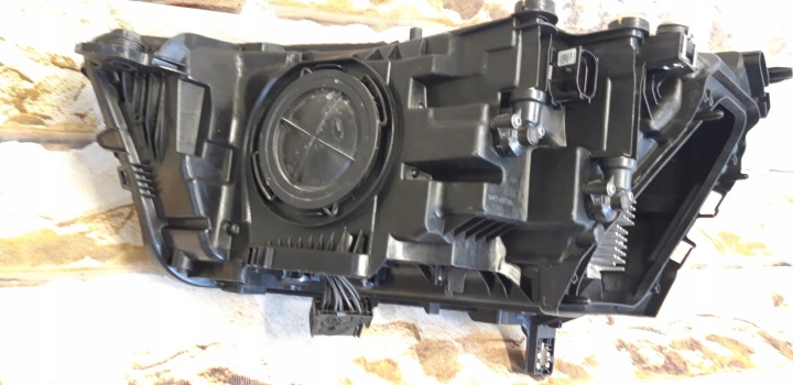 AUDI Q3 83A 941 034B USA AMERYKA21' COMPLET LED DROITE AVEC JEZEM LEDOWYM