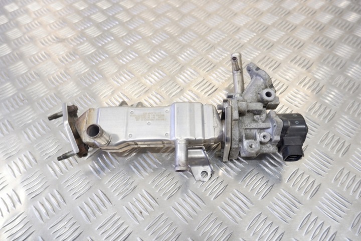 VANNE EGR TOYOTA PRIUS (_W3_) 2562037110 1.8L HYBRID 100KW 2012