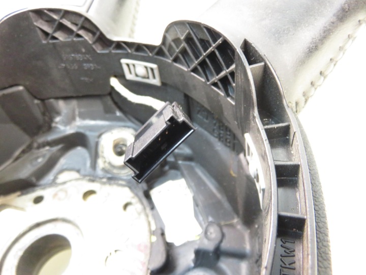VOLANT 4L0880201J AUDI