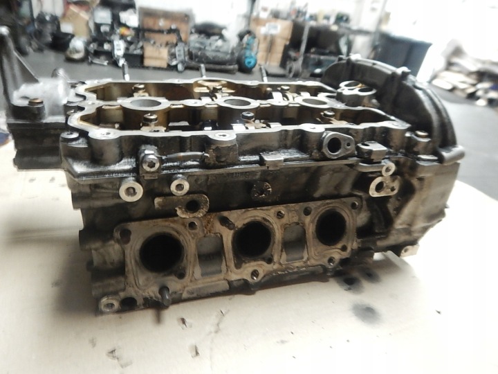 CULASSE GAUCHE ARBRES AUDI A6 C6 3.0 TFSI 06E103403K