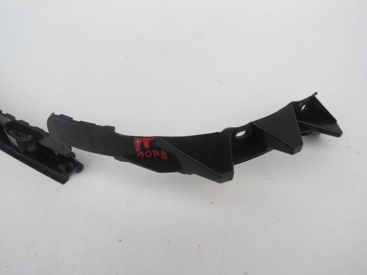 GLISSIÈRE PARE-CHOCS DROIT ARRIÈRE PORSCHE CAYENNE 7L5807394D