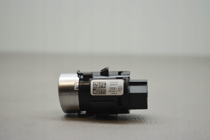 PRZYCIKS START/STOP AUDI Q7 (4M) 4M1905217D 2017