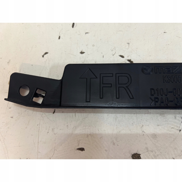 MAZDA CX-3 2014- SUPPORT FIXATION GLISSIÈRE PARE-CHOCS ARRIÈRE ARRIÈRE