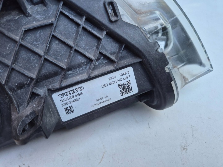 VOLVO V40 LIFT 16- COMPLET LED MID PHARE GAUCHE AVANT AVANT 32228483