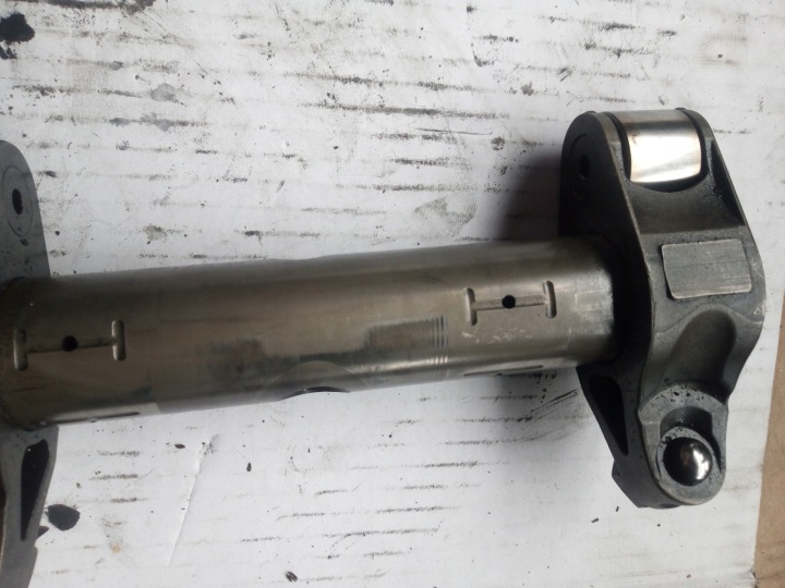 AUD A3 A4 A6 VW SEAT SKODA ARBRE À CAMES POMPES D'INJECTION 2,0 TDI 03G109527A
