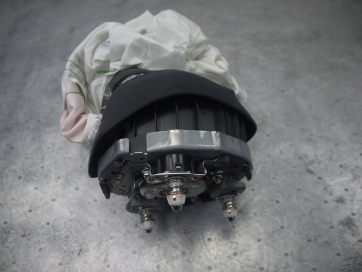 HONDA CIVIC XI TYPE-R 23R COUSSIN AIRBAG CONDUCTEUR H0G0002QG46 TG19A01001