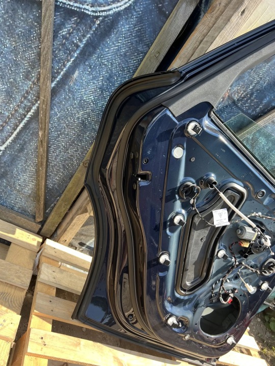 PORSCHE MACAN (95B) PORTES ARRIÈRE GAUCHE CÔTÉ 2019 95B833021 SUV