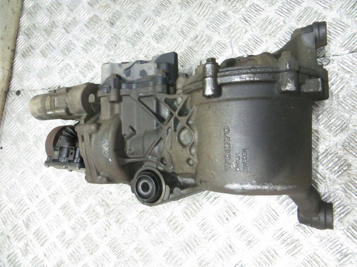 VOLVO XC60 LIFT 2.4 PONT ARRIÈRE ARRIÈRE 1216545 13-