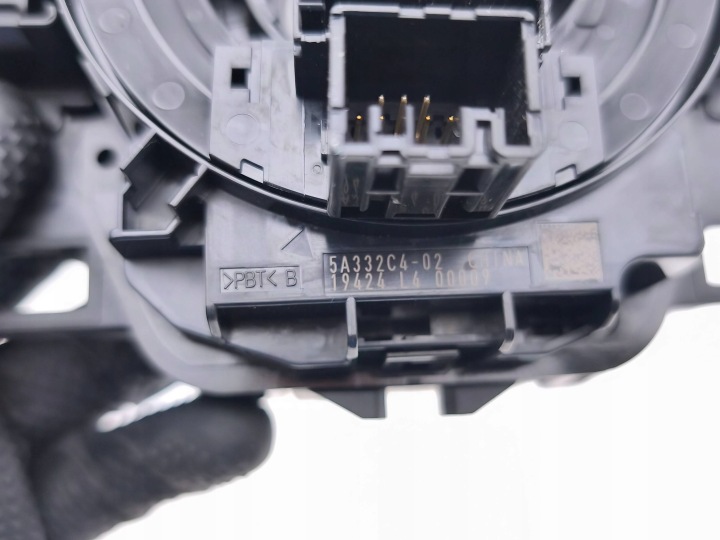 MINI F65 COMMUTATEUR COMPOSITE 2024 5A332C402