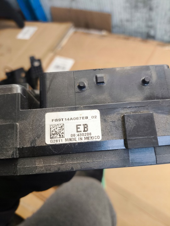 FORD MONDEO MK5 FORD MK5 BOÎTE BOÎTE FUSIBLES DG9T-14A075AA