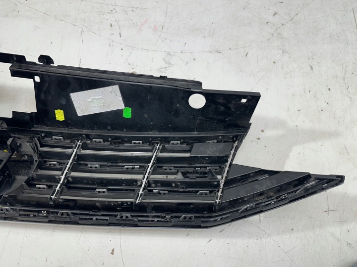 CALANDRE RADIATEUR GRILLE VOLKSWAGEN PASSAT B8 R-LINE LIFT 3G0853651