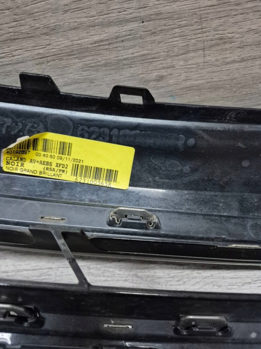 14428. TALISMAN LIFT GRILLE CALANDRE 623100565R
