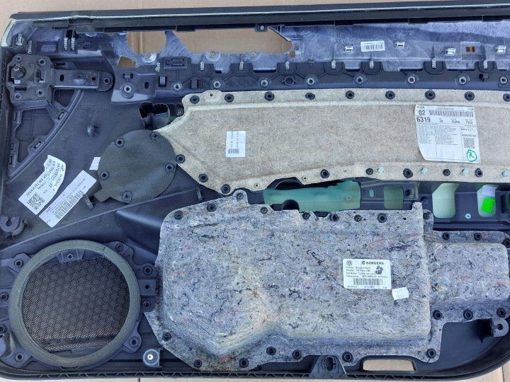 VOLKSWAGEN PASSAT B8 2016 CARDAN BRODERIE PORTES AVANT