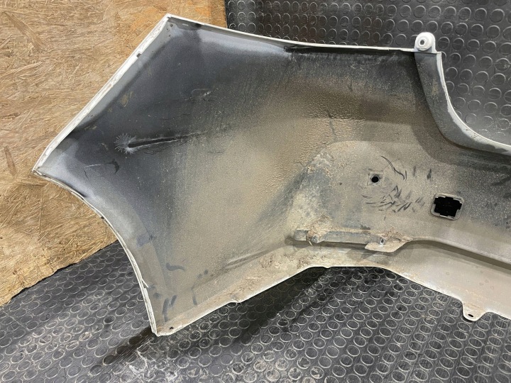 TOYOTA COROLLA XII 12 E21 18- BERLINE PARE-CHOCS ARRIÈRE ARRIÈRE