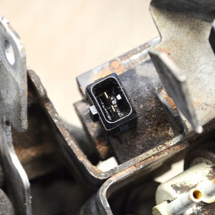 BMW 7 F01 F02 F03 F04 2011 SOUPAPE PRESSION ÉLECTROVANNE TURBINES