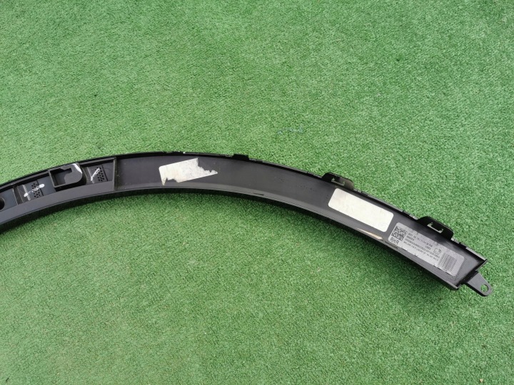 MOULURE SUR AILE DROITE ARRIÈRE BMW X7 G07 7493022