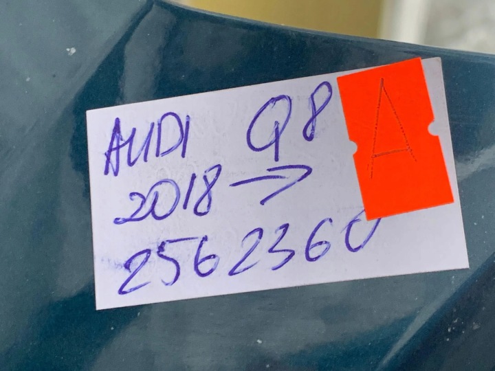 PARE-CHOCS ARRIÈRE ARRIÈRE AUDI Q8 4M8807511