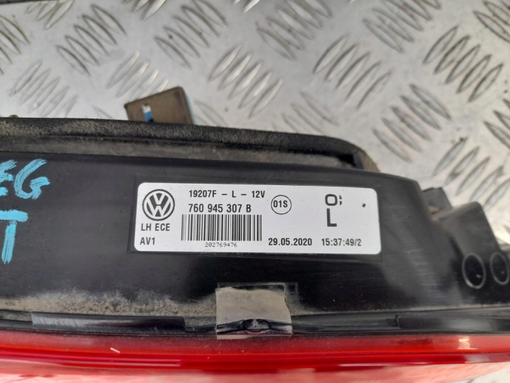 VOLKSWAGEN TOUAREG III PHARE ARRIÈRE GAUCHE DROITE 760945307B 760945308C