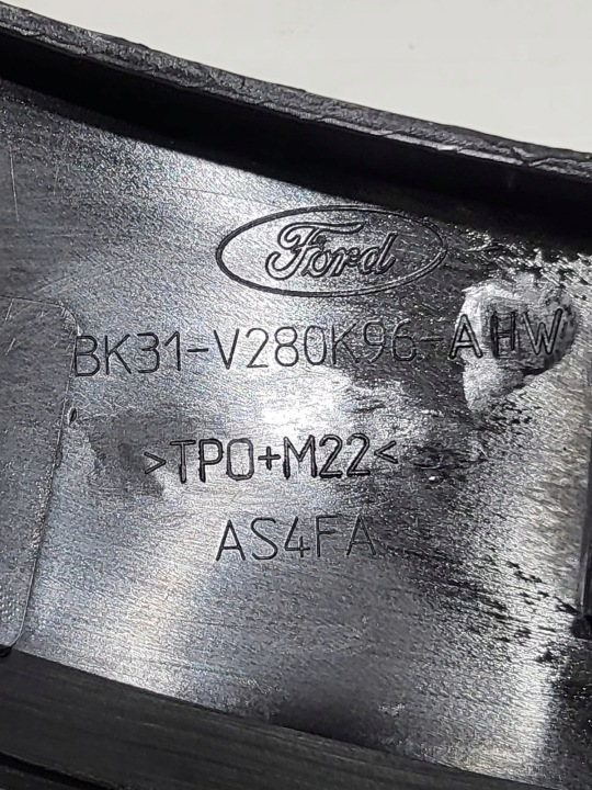 FORD TRANSIT MK8 LIFT MOULURE REVÊTEMENT GARDE-BOUE DROIT ARRIÈRE