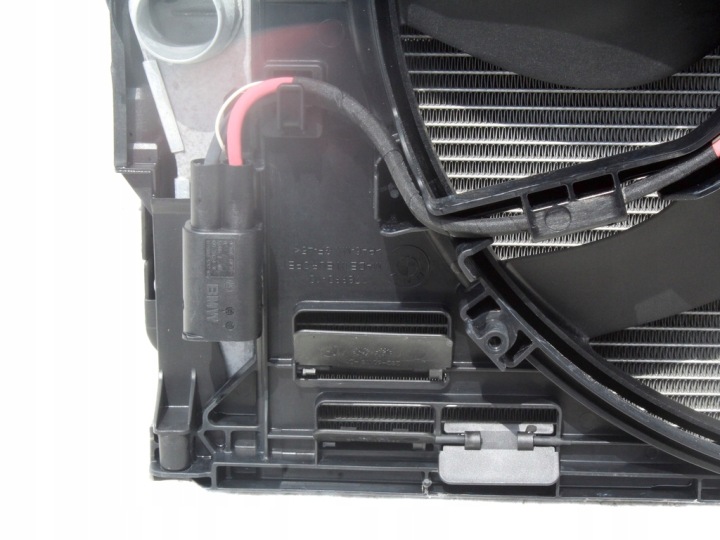 RADIATEUR EAU CLIMATISATION INTERCOOLR VENTILATEUR BMW F10 F11 530D 3.0D