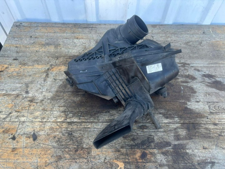 CHÂSSIS FILTRE AIR DÉBITMÈTRE AUDI A4 B8 A5 8T Q5 8R 2.0 TDI