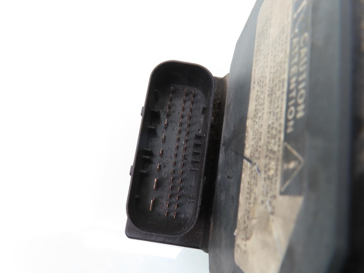 POMPE ABS TOYOTA AVENSIS II T25 0265950147 0265225319 4454005033