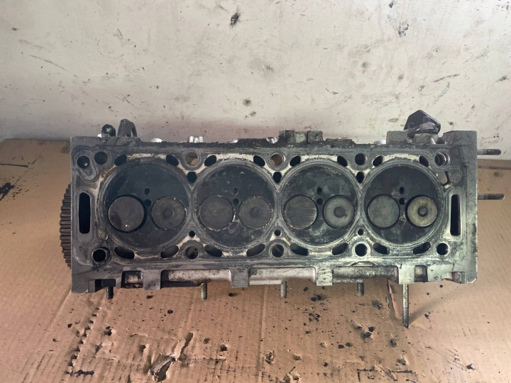 CULASSE MOTEUR CITROEN PEUGEOT 2.0 HDI 9634963010